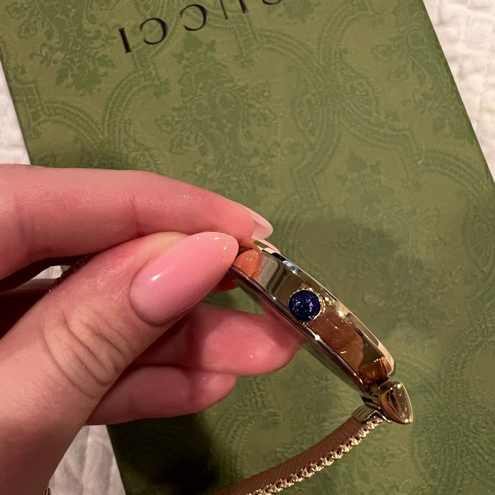 VERSACE REGALIA WATCH - Picture 8 of 10